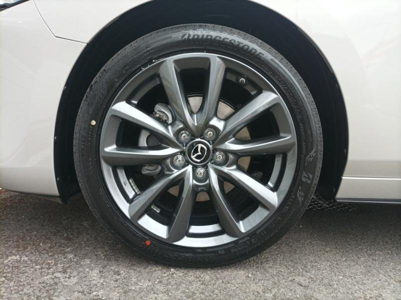 mazda - Visuel 10